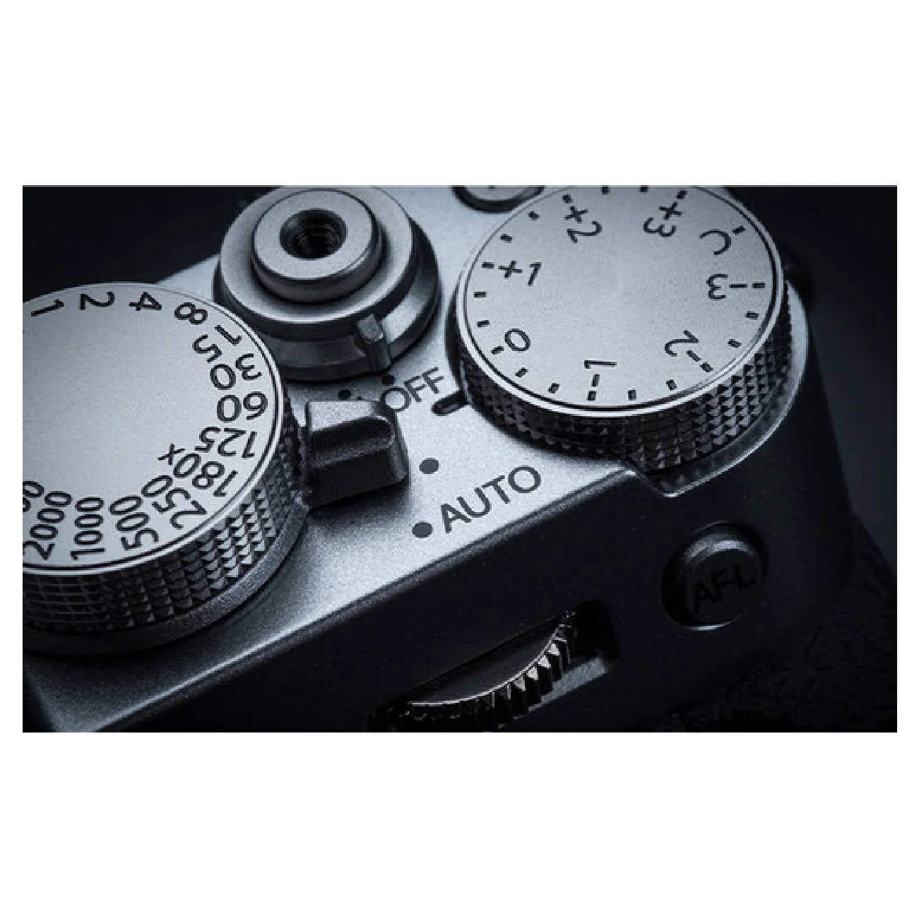 Fujifilm X-T30 II Mirrorless Camera with 15-45mm kit - Image 4