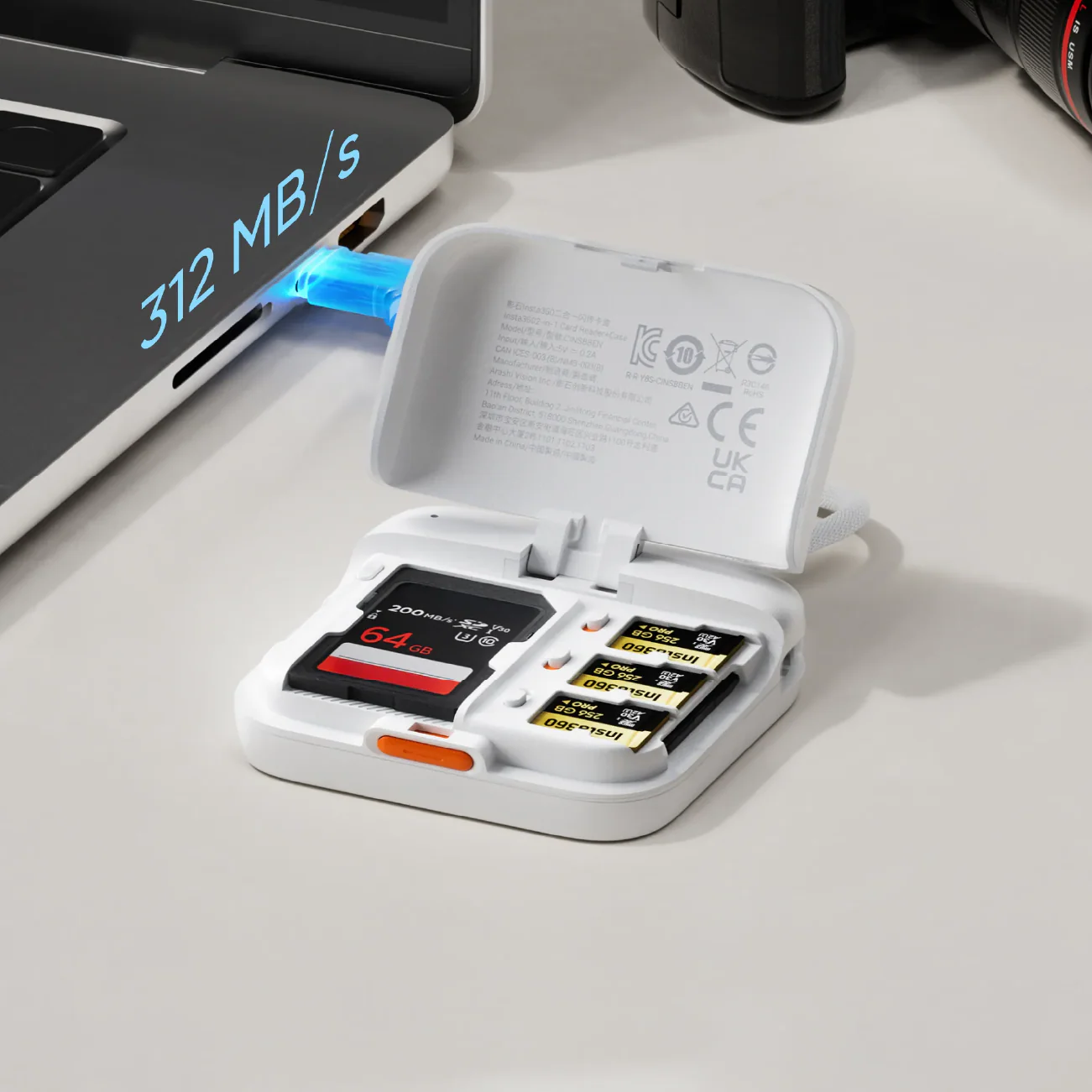 Insta360 2-in-1 Card Reader + Case - Image 5