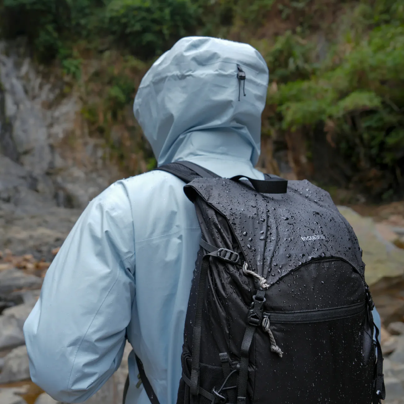 Insta360 21L Outdoor Backpack - Image 7