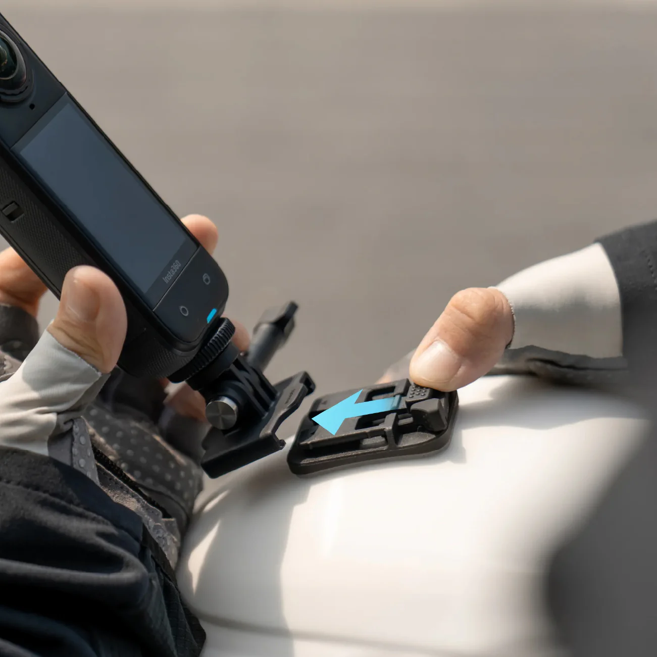 Insta360 Adhesive Mount Kit - Image 10