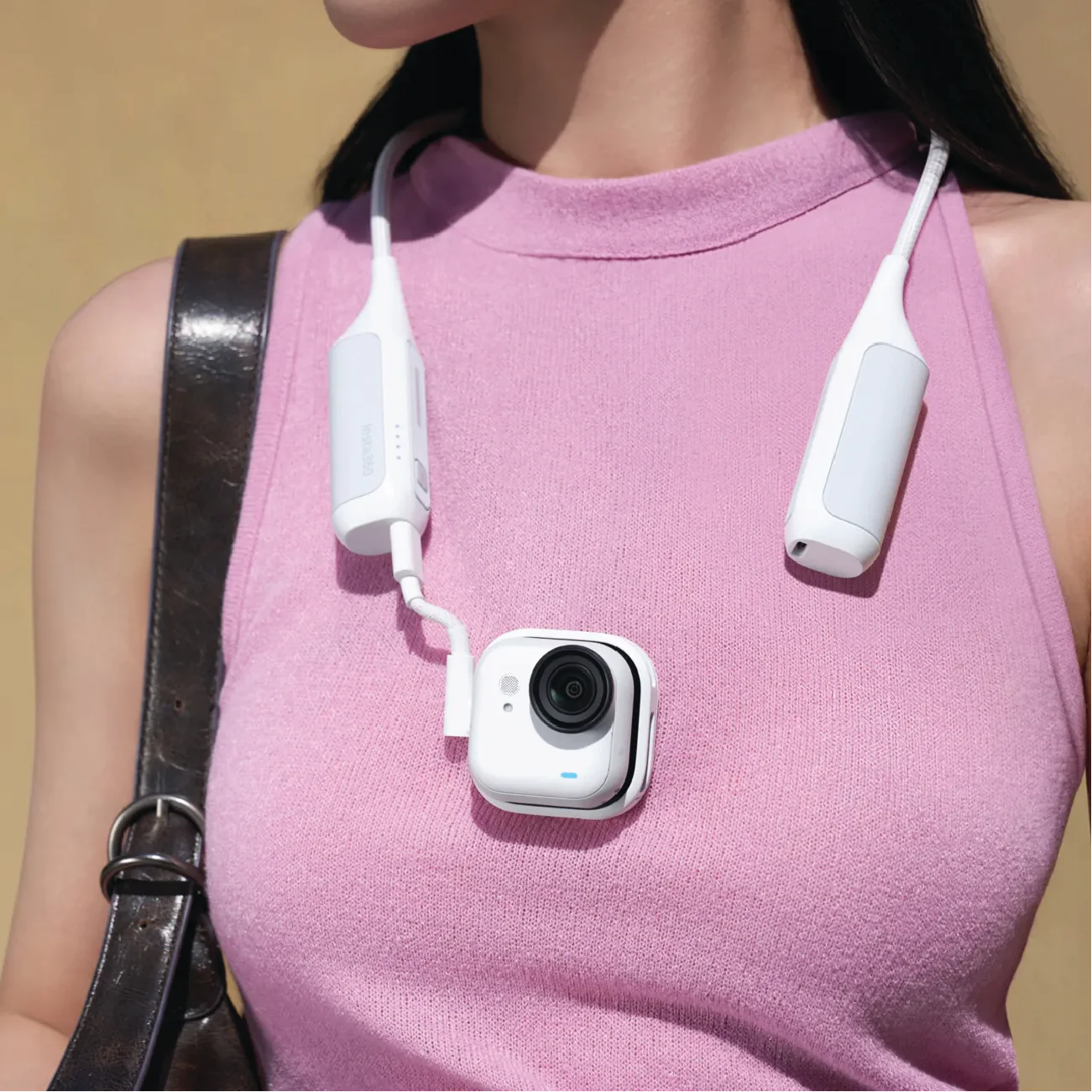 Insta360 GO Ultra FOMO Power Kit - Image 5