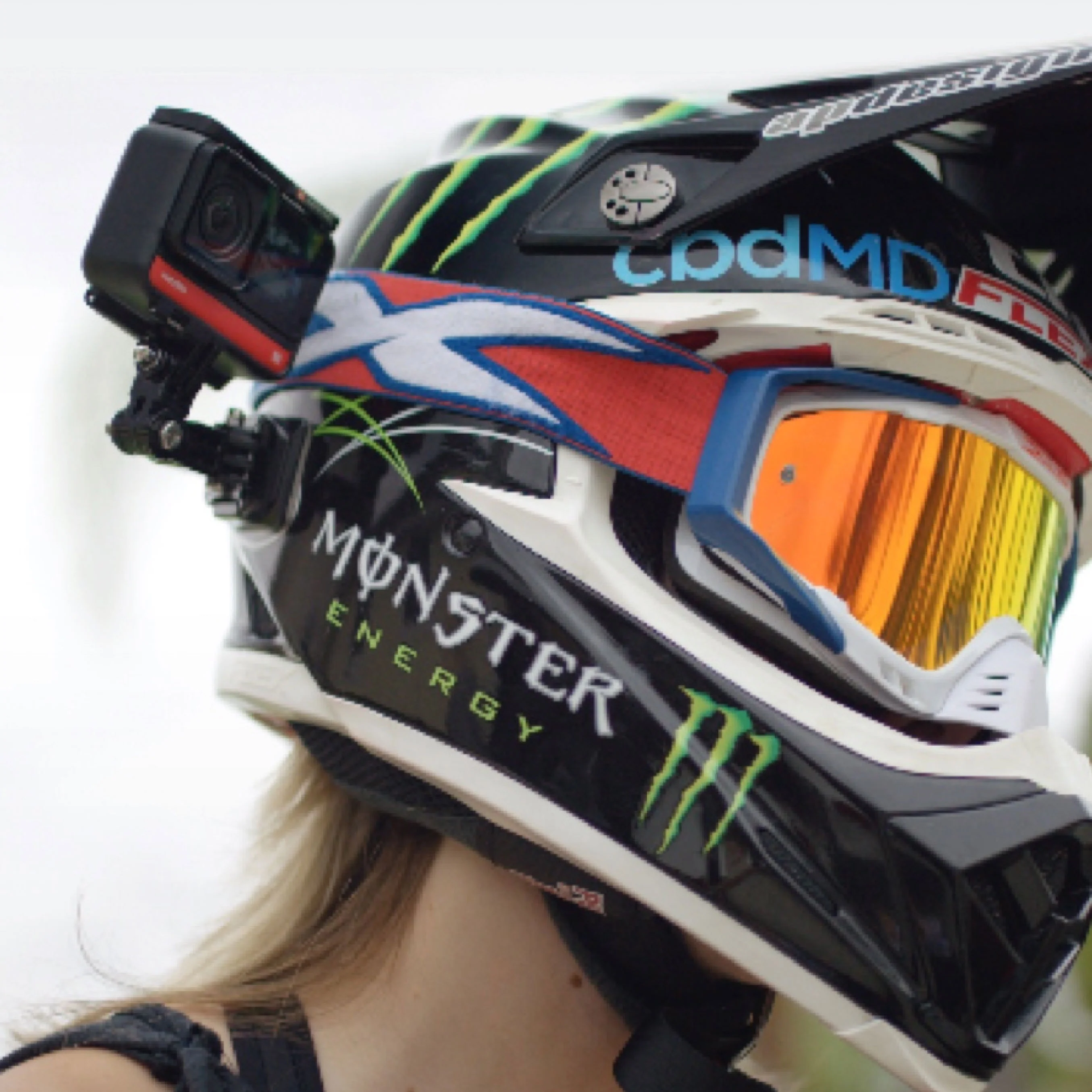 Insta360 Helmet Mount Kit - Image 3
