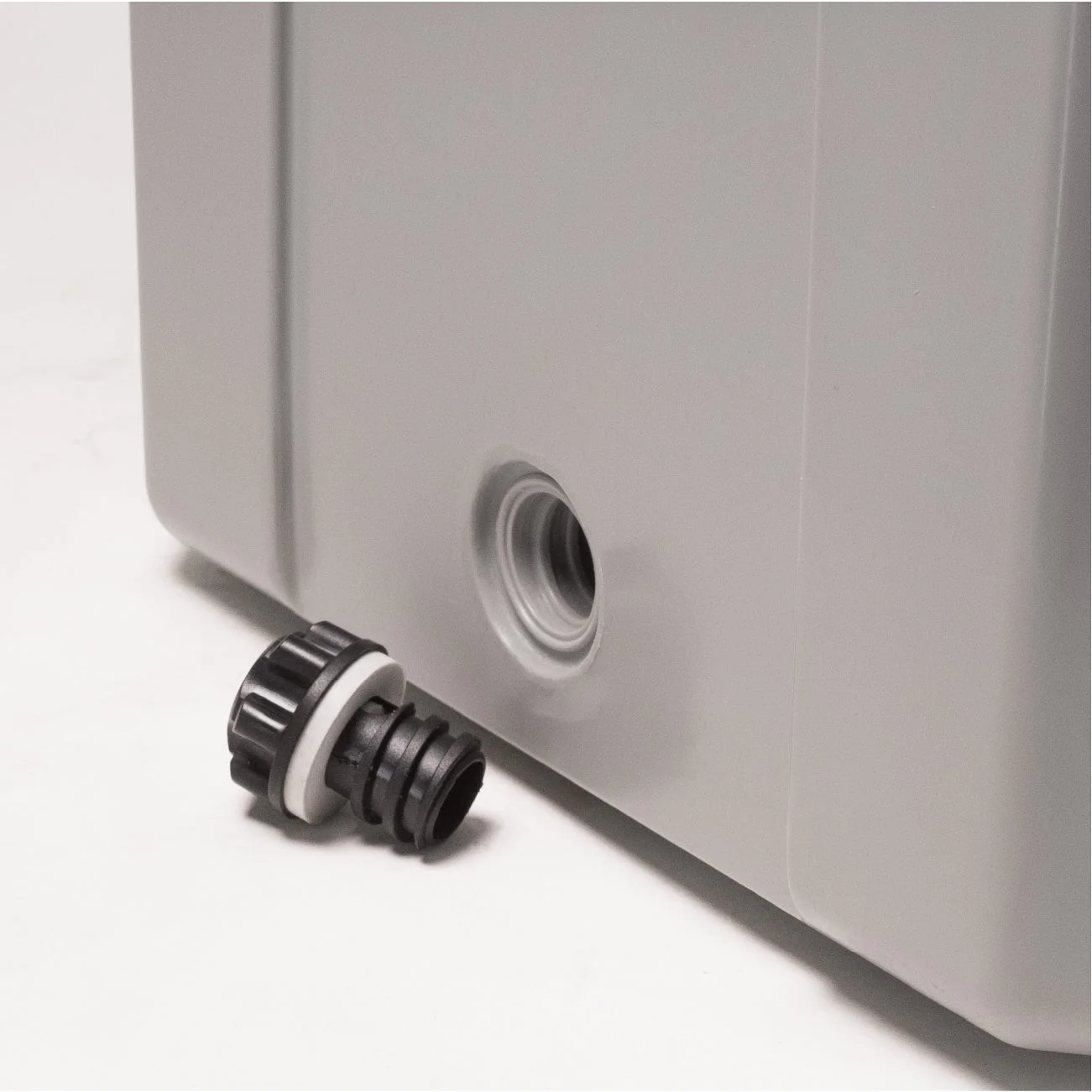 Raptor Cooler Arctic Hand Carry 55 - Image 9