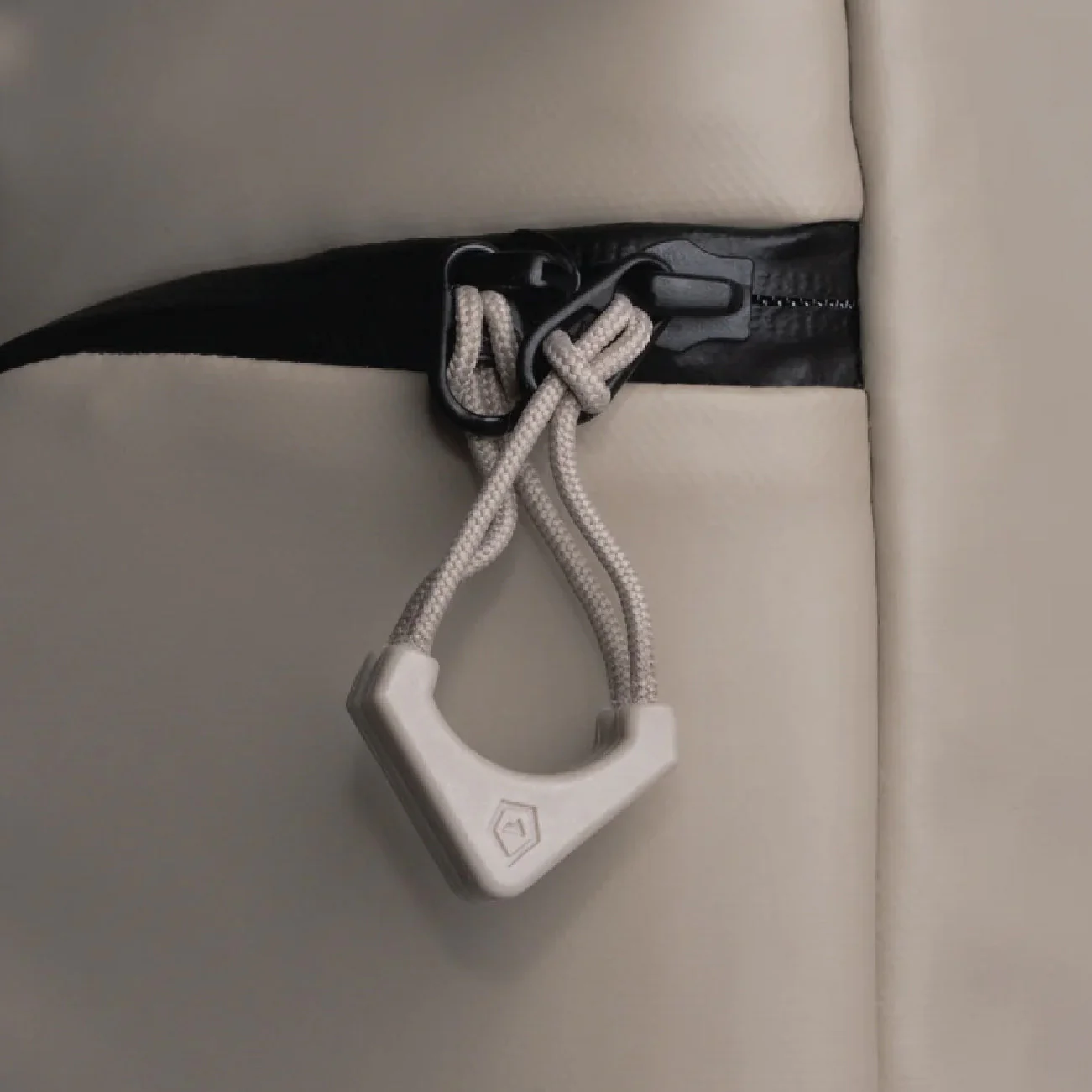 WANDRD WORRYLESS Zipper Puller - Image 3