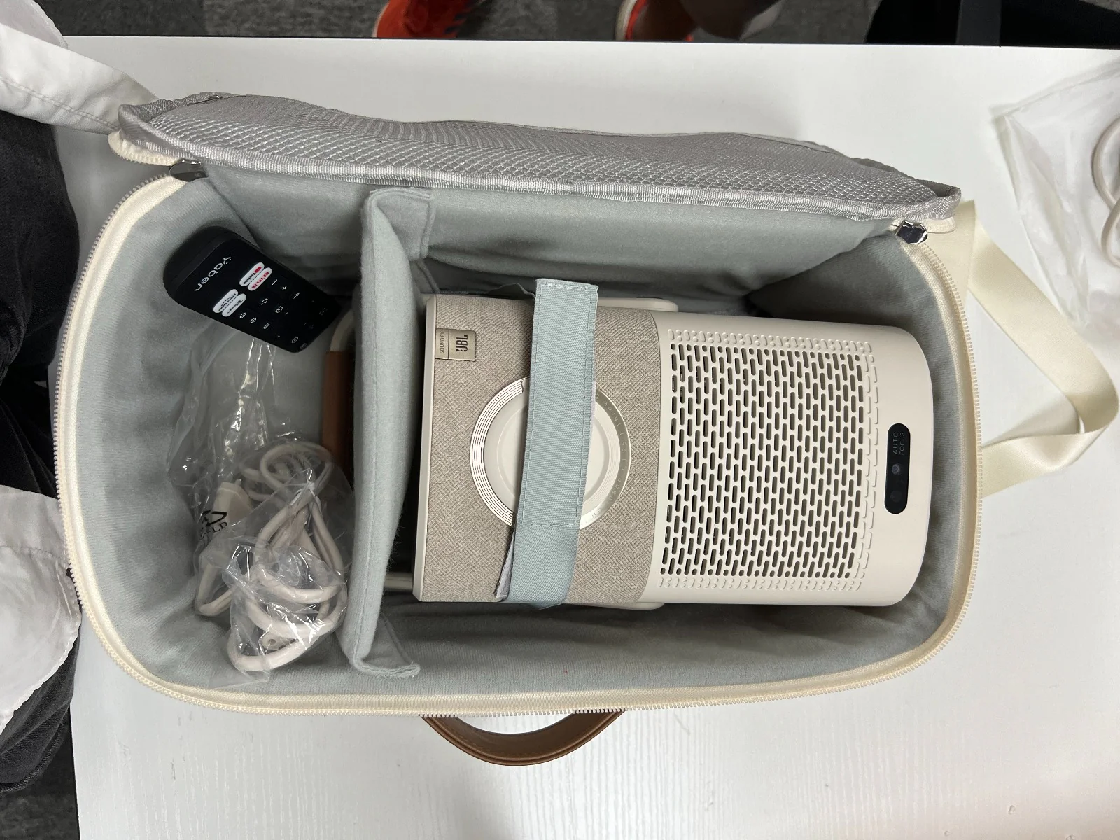 Yaber T2 Plus Projector Bag - Image 4
